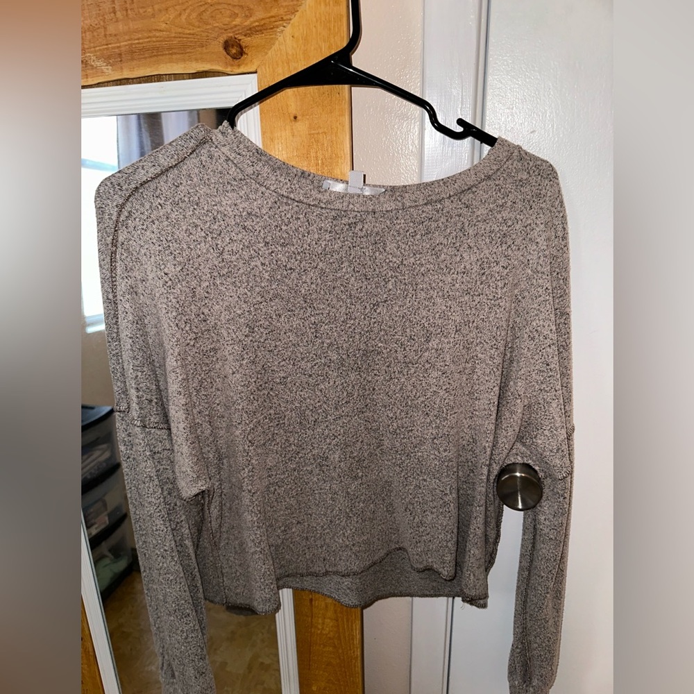 Gaze cropped lightweight sweater size medium
